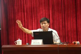 廣東省教育廳 珠海城市職業(yè)技術(shù)學(xué)院開(kāi)學(xué)第一課開(kāi)講 黨委書(shū)記鐘以俊為新生定方向